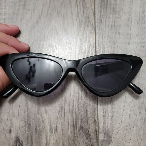 Wear me pro cat eye sunglasses - Picture 8 of 8